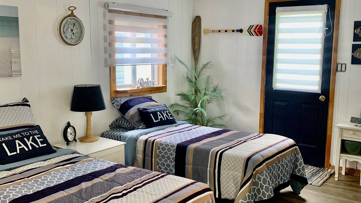 Manitoulin District Cabin | North Channel Bunkie