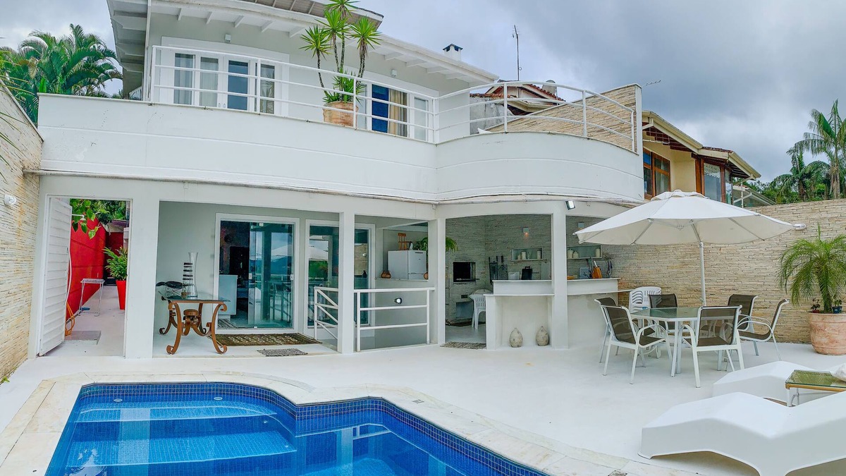 Tinga House | North Coast Mansion
