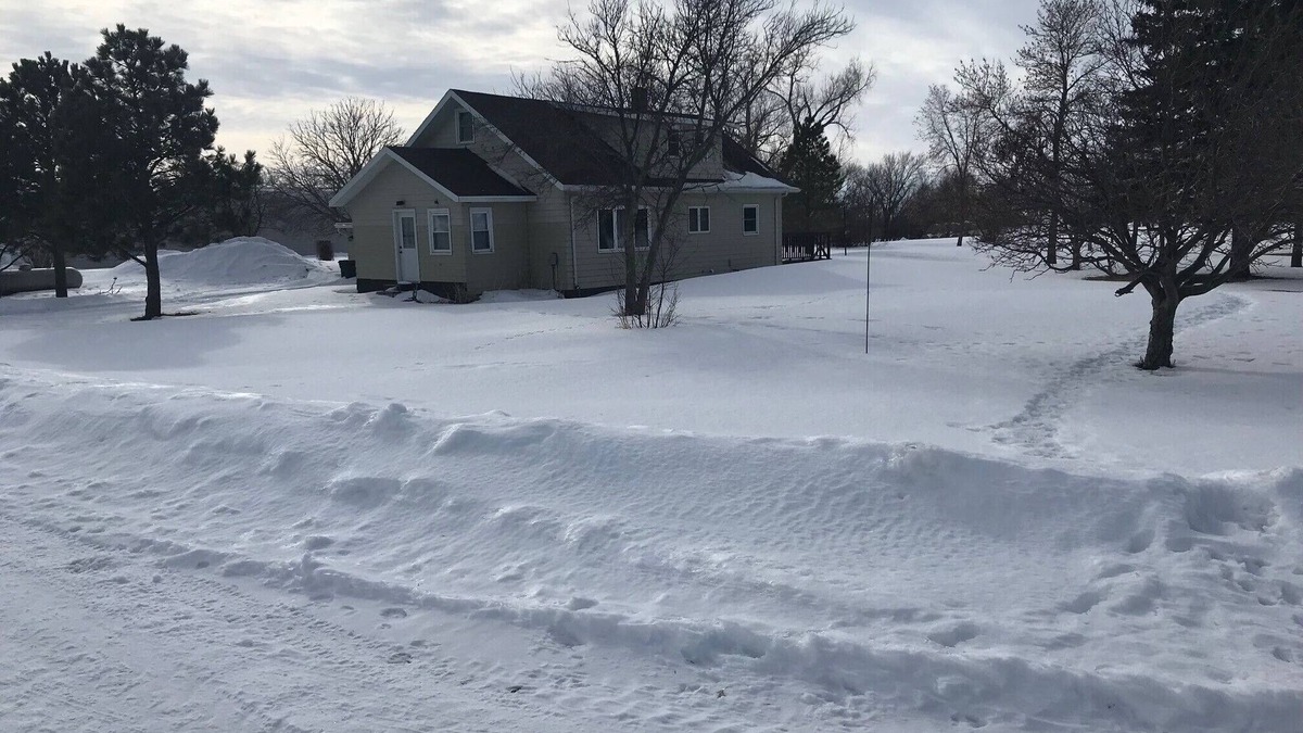 Stutsman County House | North Dakota sportsman's paradise!