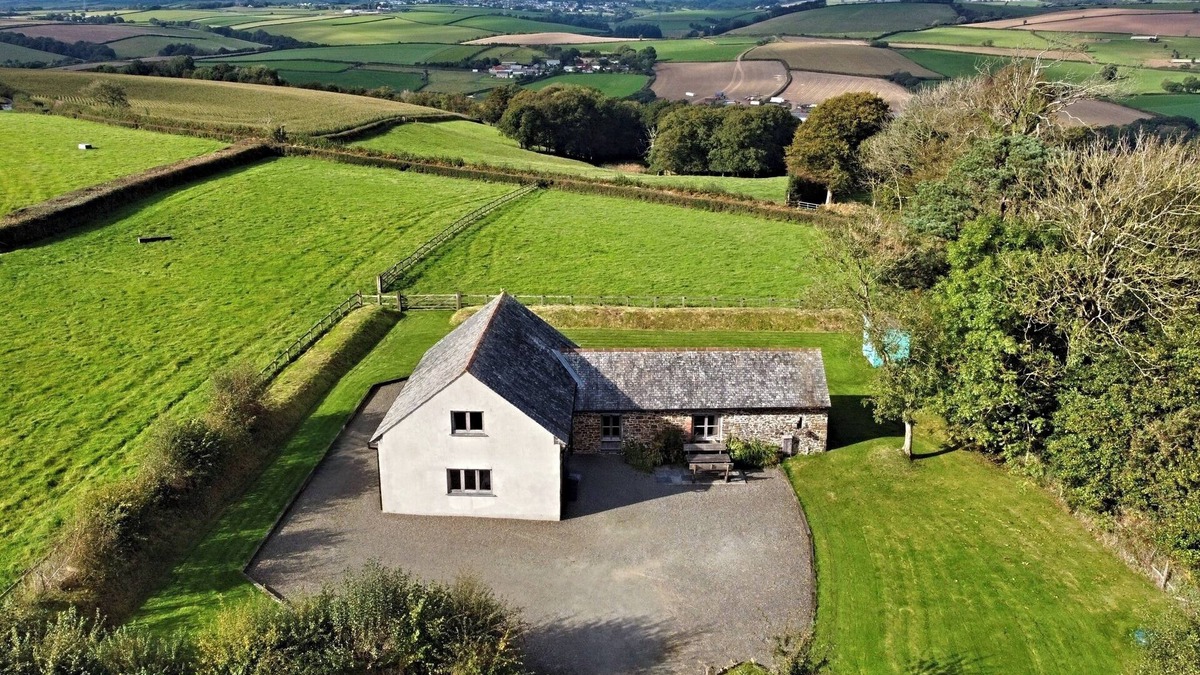 Ash Mill House | North Devon Countryside Escape. Dog friendly with views, large garden & paddock.