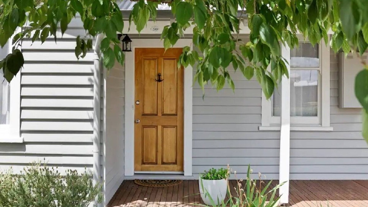 Launceston CBD Cottage | North Edge Cottage ~ Free Parking, City, Warm