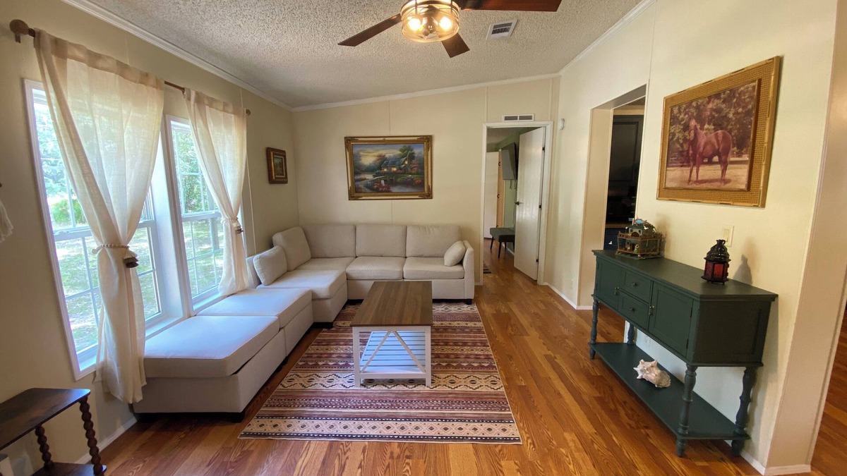 Old Town Cabin | North Florida Cabin near Springs/Trails/Farm Visit/Campground/Fire Pit