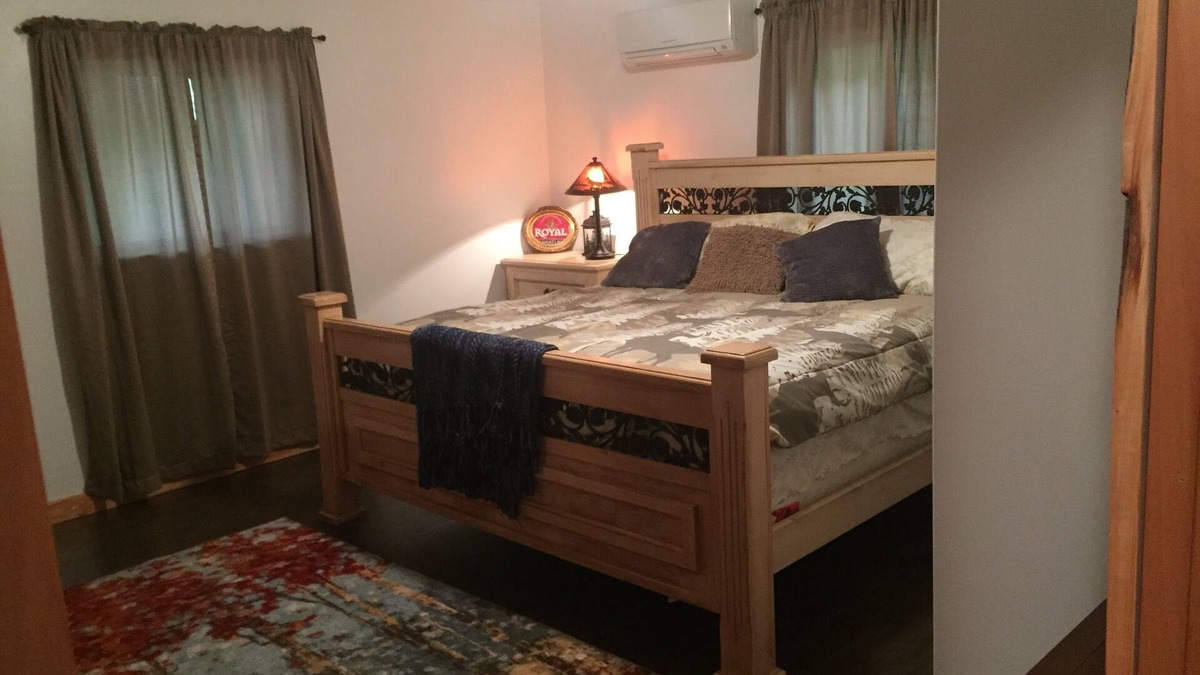 Ahsahka House | North Fork River Escape