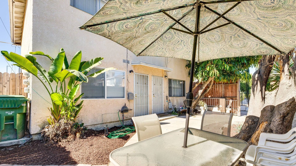 NoHo Arts District House | North Hollywood Home ~ 3 Mi to Universal Studios!