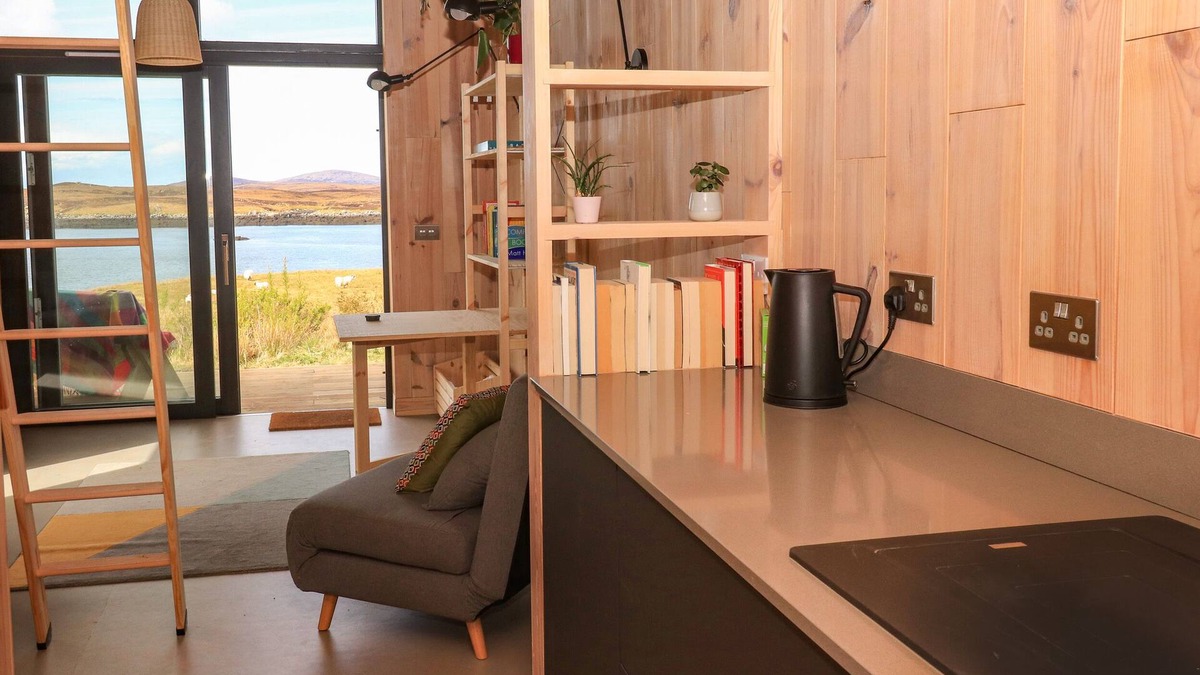 North Uist Cottage | North Light Studio