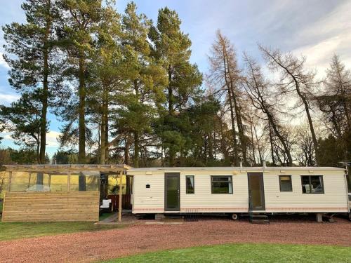 Lanark House | North Lodge Holiday Home, Hot Tub & Sauna