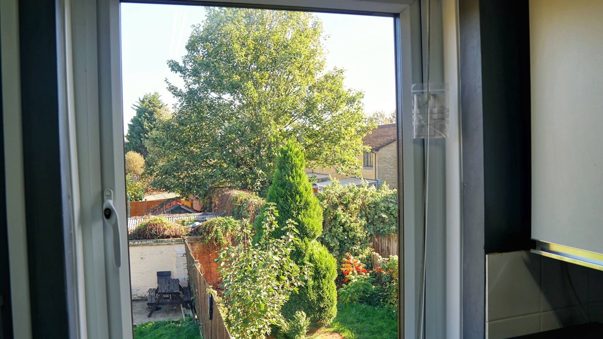 Edmonton Apartment | North London Apartment - Edmonton