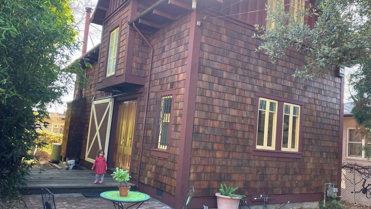 Upper Telegraph House | North Oakland Carriage House with Inglenook