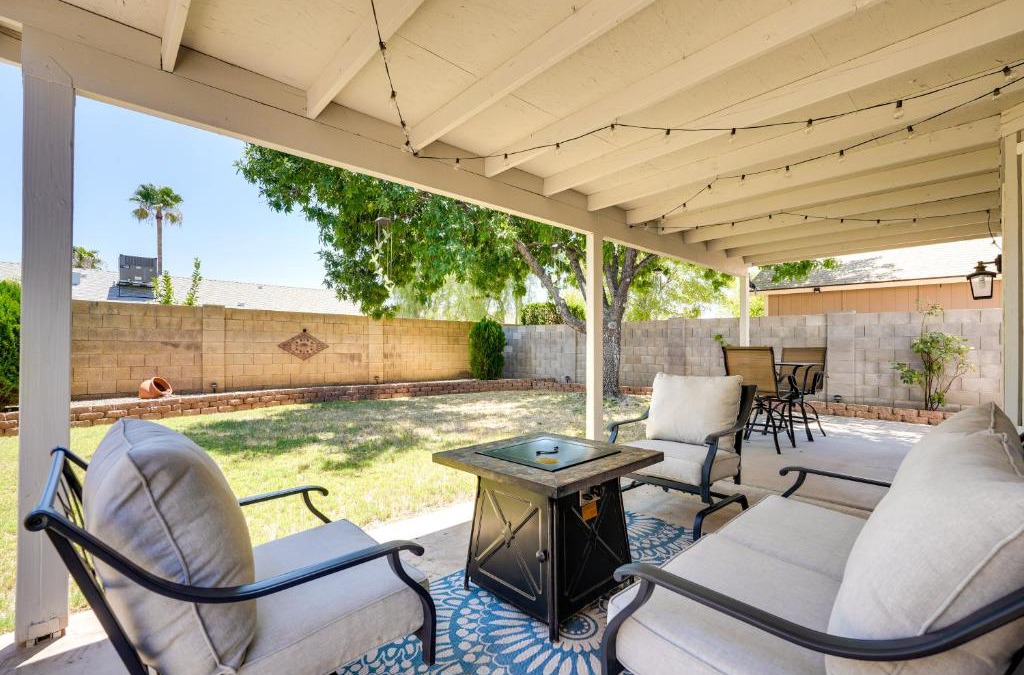 Paradise Valley Village House | North Phoenix Home! Great Location and Private Patio