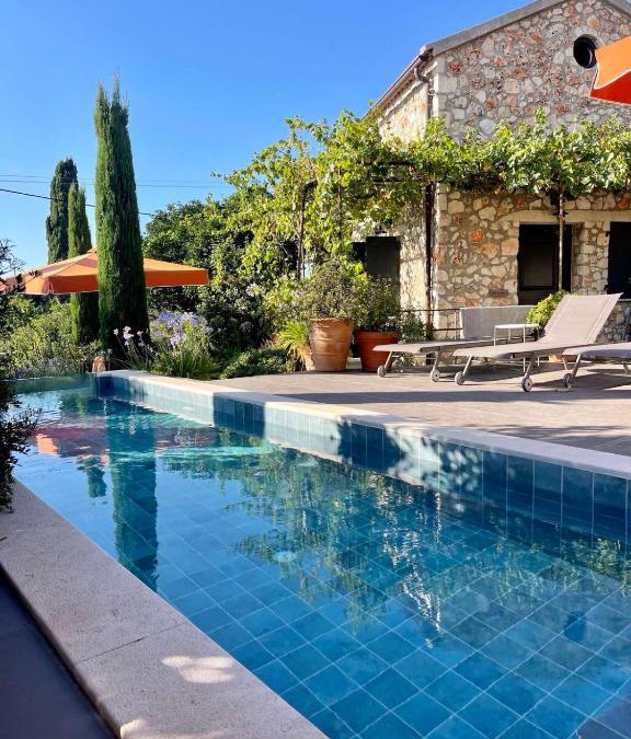 Antipata Bed & Breakfast | North Point Rooms