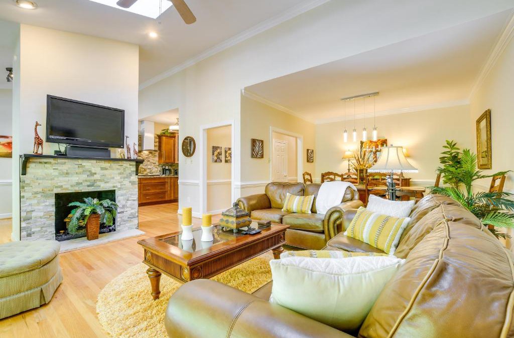 North Raleigh House | North Raleigh Vacation Rental about 8 Mi to Downtown!