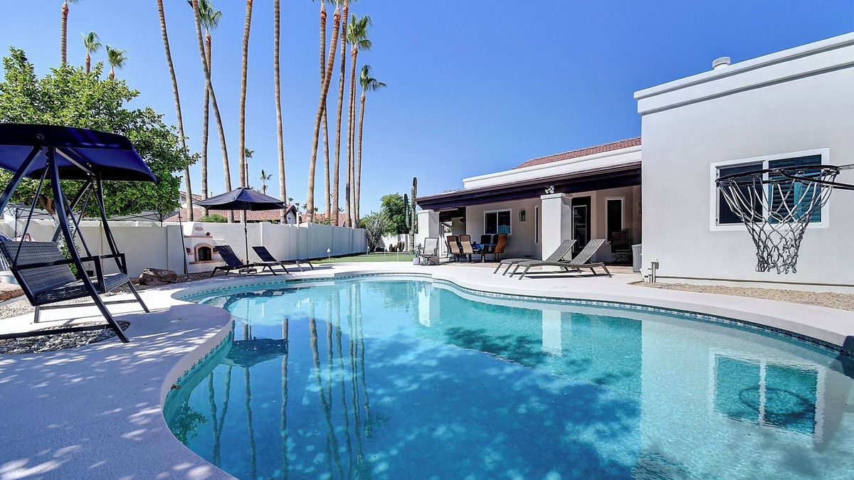 Paradise Valley Village House | North Scottsdale Gem w/Pool , Hot Tub, Putting Green!