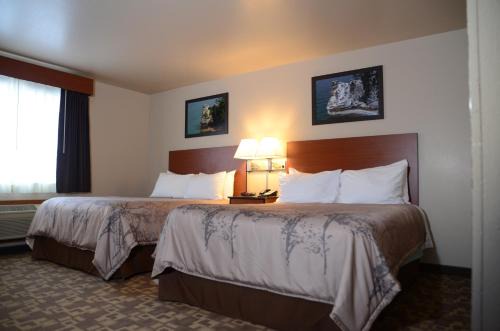 Wetmore Hotel | North Star Hotel Pictured Rocks