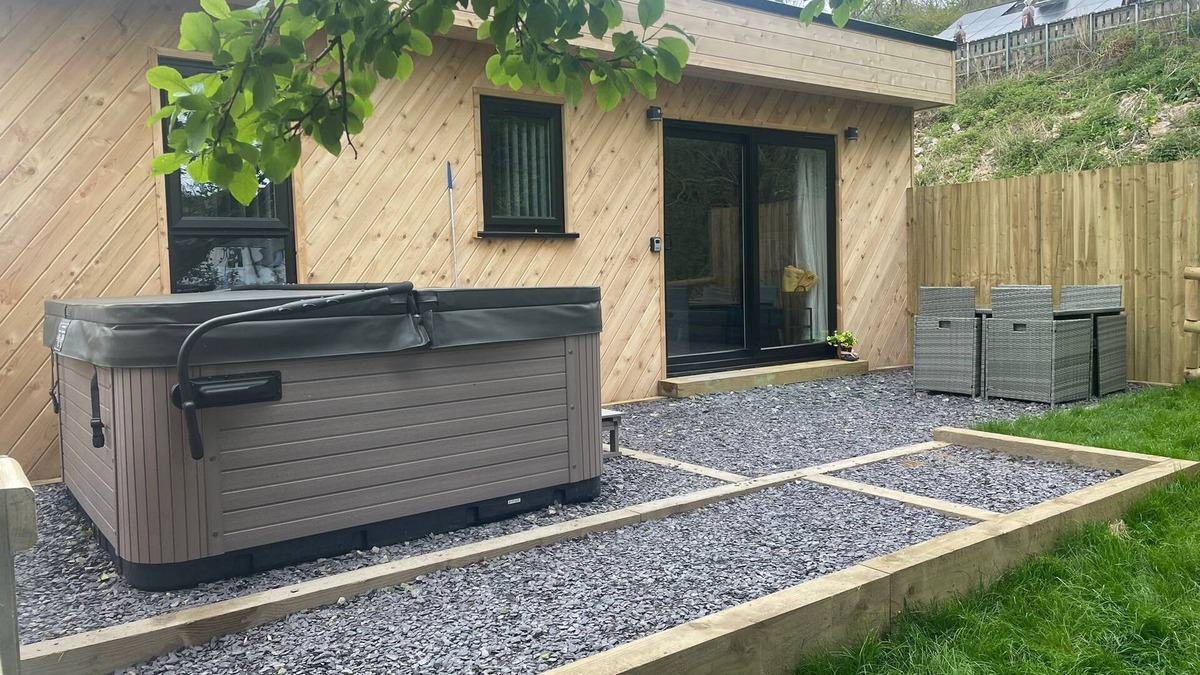 Graigfechan House | North Wales Eco Lodges Ruthin