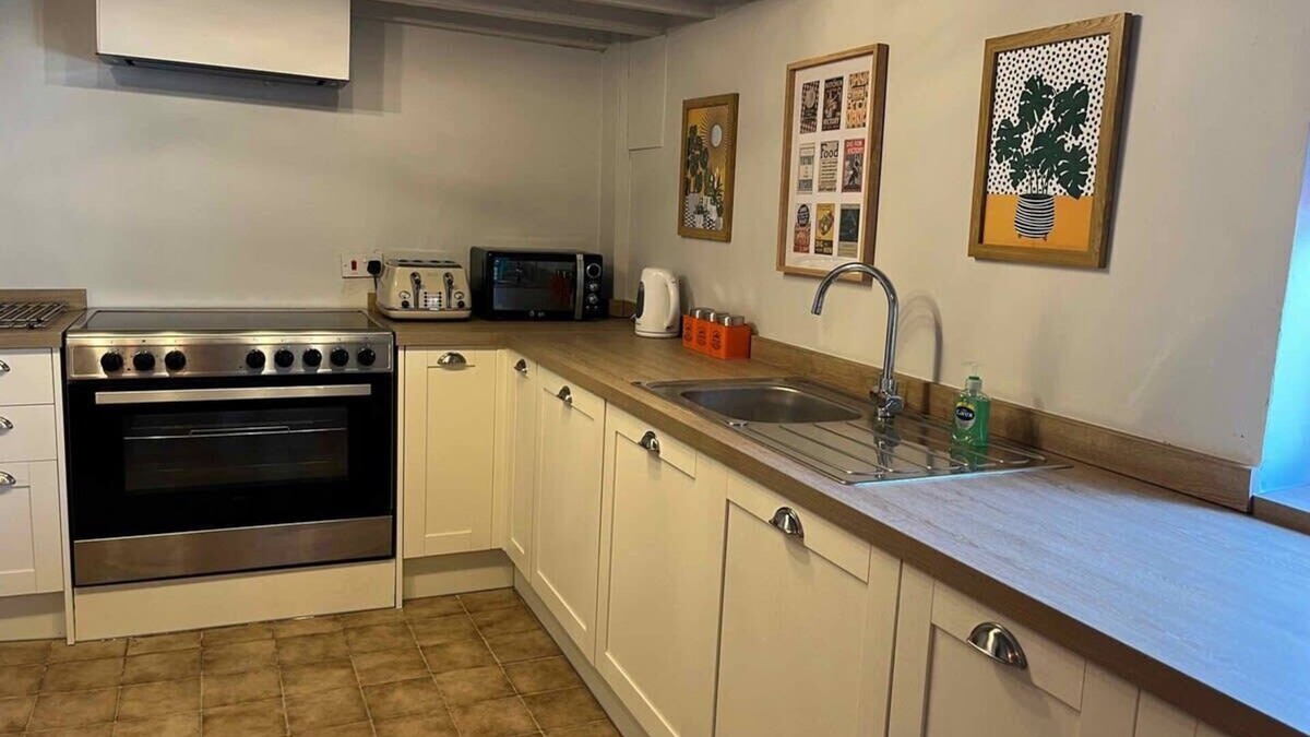 Saint Asaph Apartment | North Wales Gathering - Hot Tub & Sleeps Up to 16