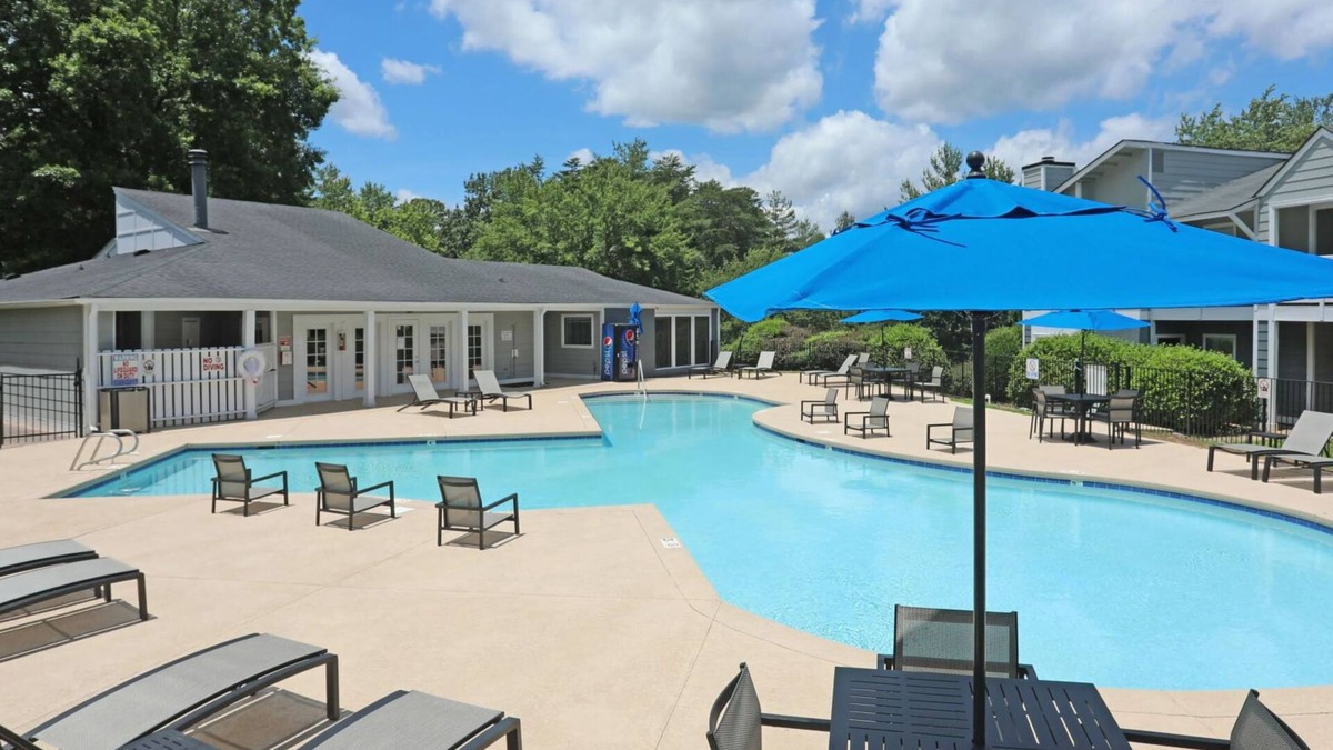 Winston - Salem Apartment | NorthcliffeForest 2BD 2
