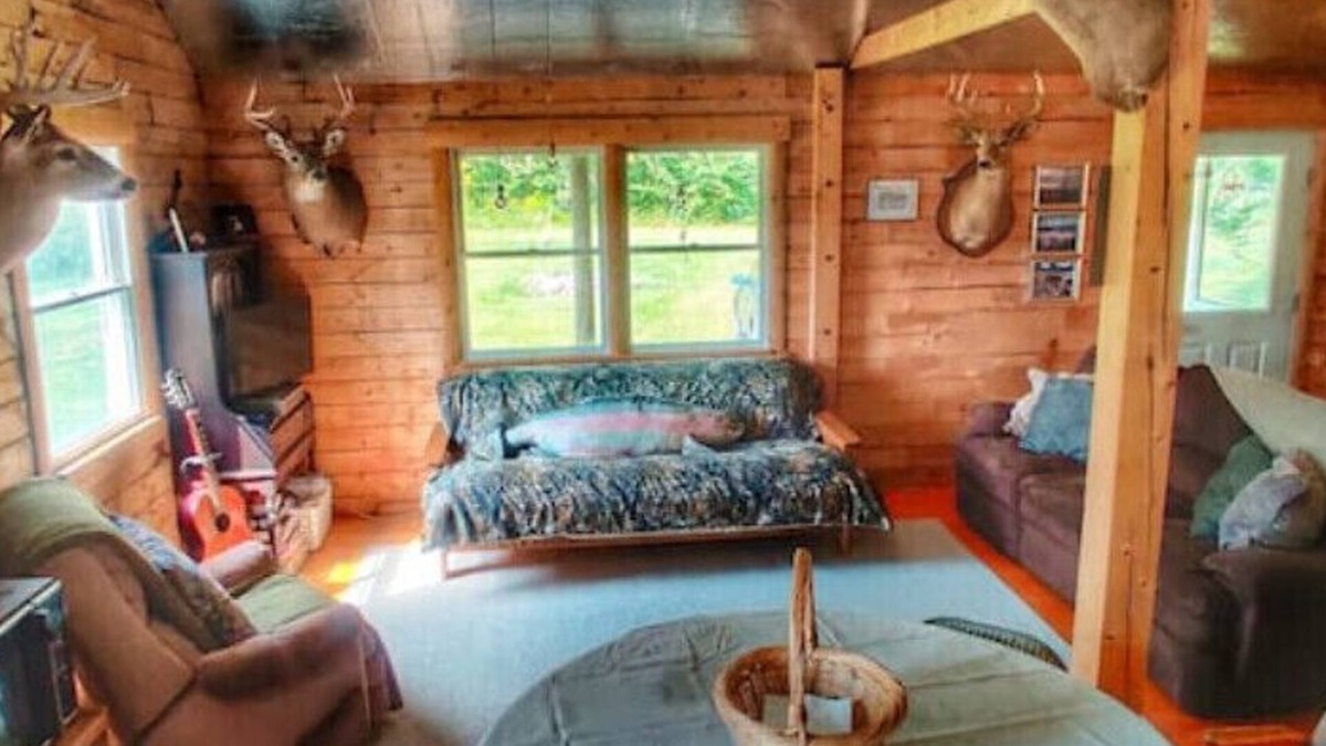 Danville Cabin | Northeast Kingdom Log Cabin