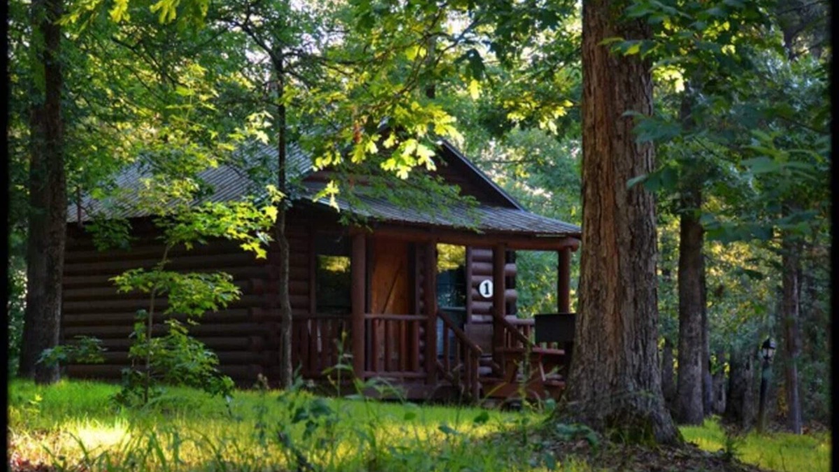 Octavia Cabin | Northern Broken Bow Lake Cabin