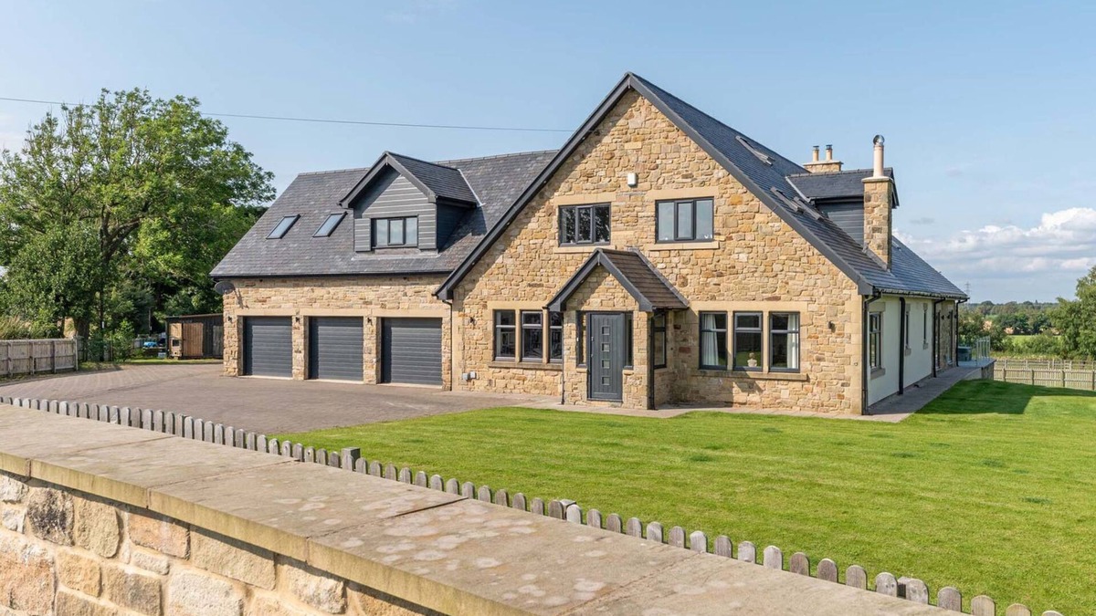 Crawcrook House | Northern Hideaways Oakfield Lodge