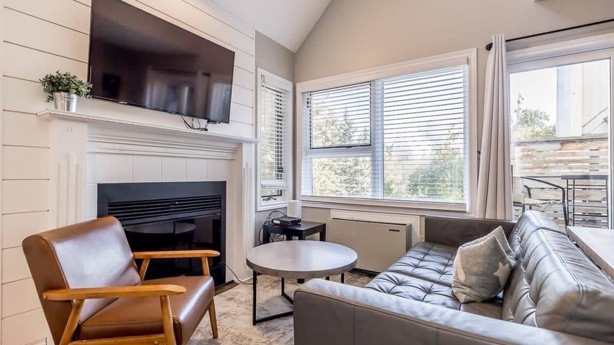 Craigleith Apartment | Northern Tranquility - Outdoor Pool