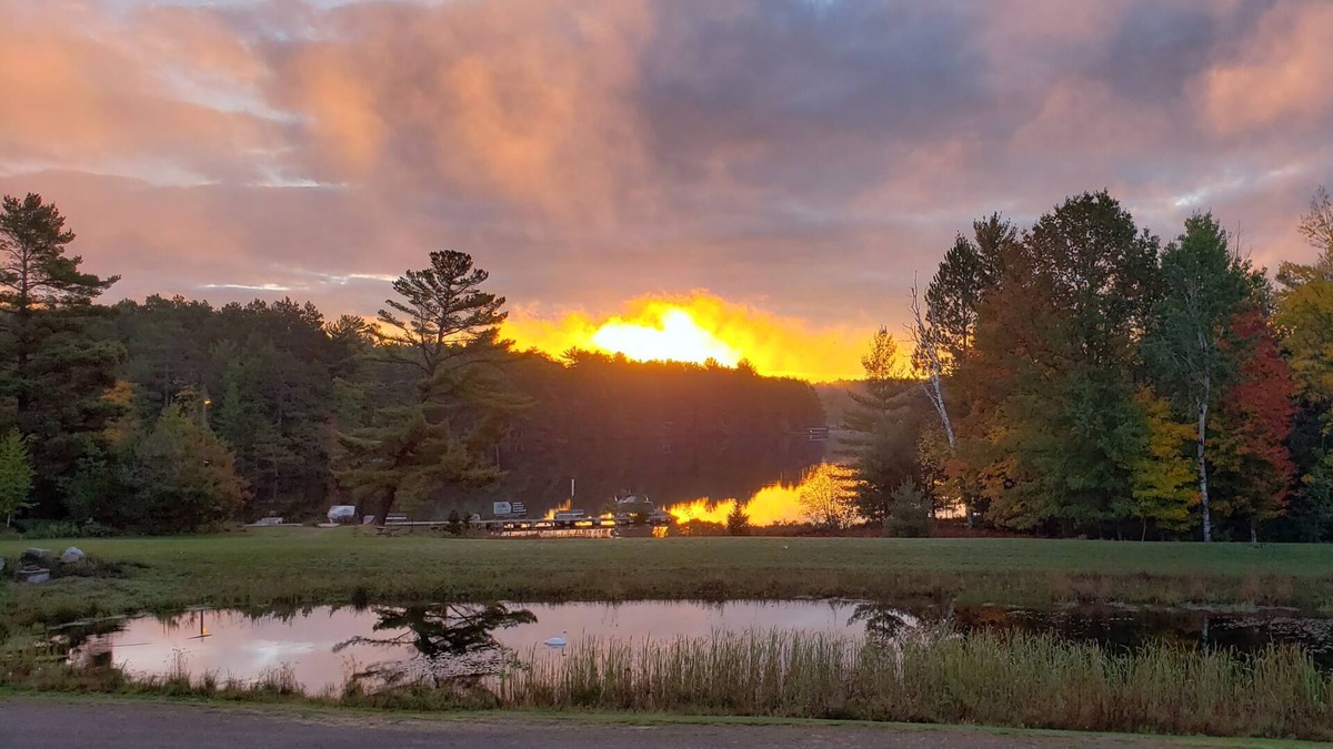 Three Lakes Hotel | Northernaire Resort