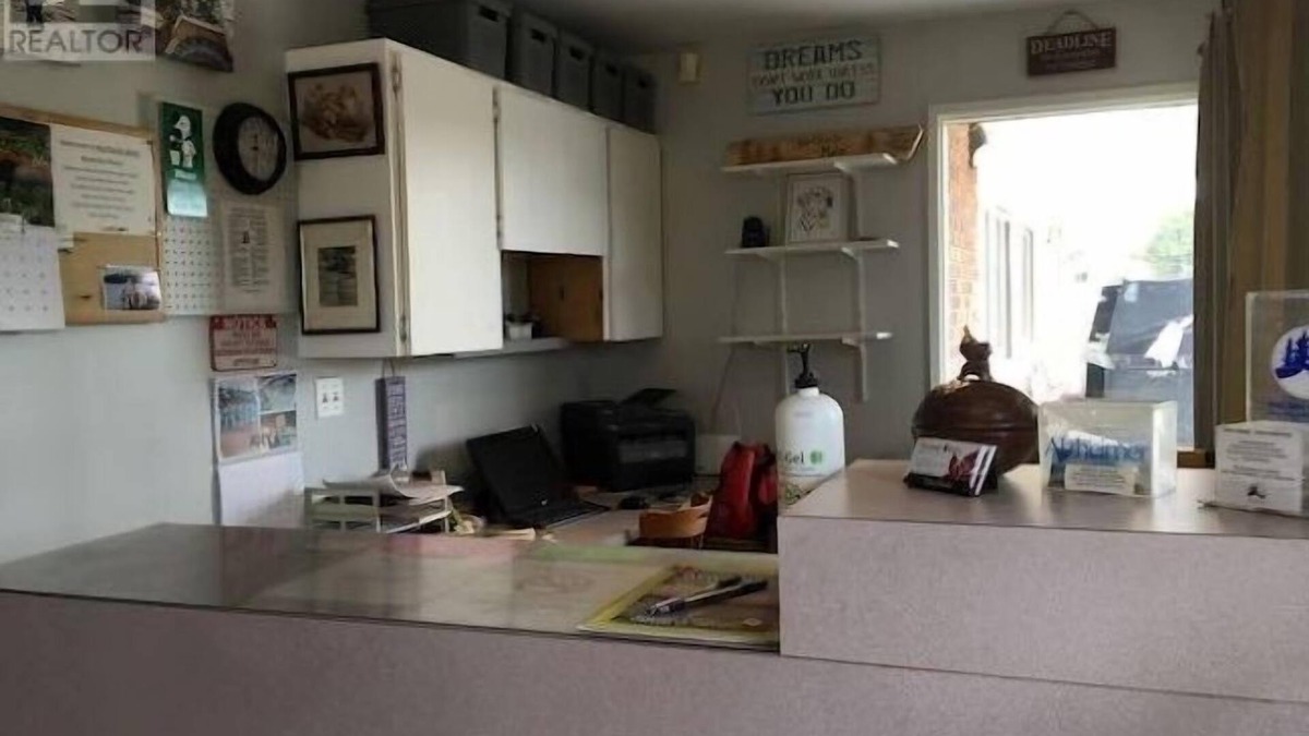 Vermilion Bay Hotel | NORTHSIDE MOTEL