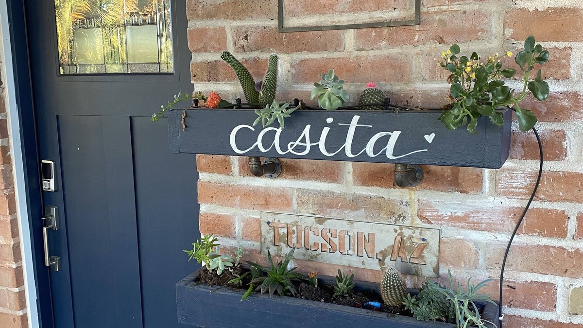 Casas Adobes Apartment | Northwest-side Cozy Casita