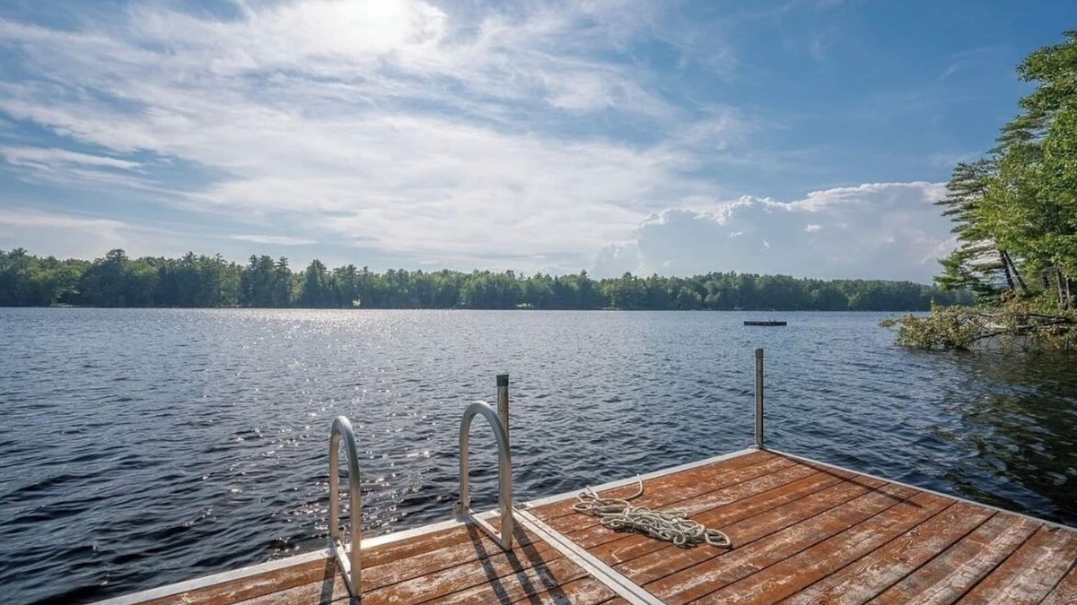 Norway Ski Chalet | Norway Chalet-Lake & Ski Retreat. Hot tub, game room & endless adventure