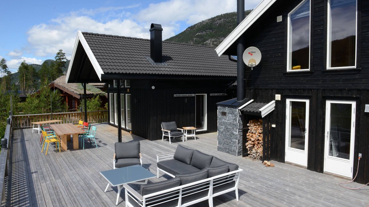 Kviteseid Villa | Norwegian holiday home directly on Lake Vravatn and in the middle of nature