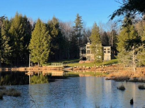 Town of Diana Ski Chalet | Norwegian Woods - Private Waterfront,66 Acres!