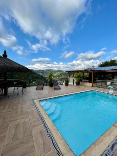 Albuquerque House | Nosso Lar Teresópolis Rj
