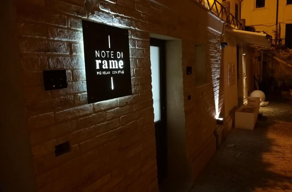 Castelfidardo Apartment | Note di Rame