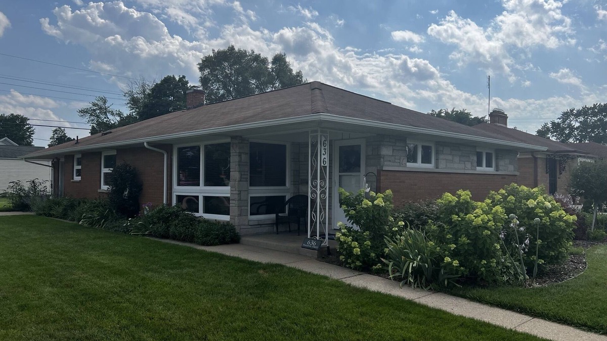 Harters Heights House | Notre Dame Home - 3 blocks to ND Bookstore/10 min walk to ND Stadium