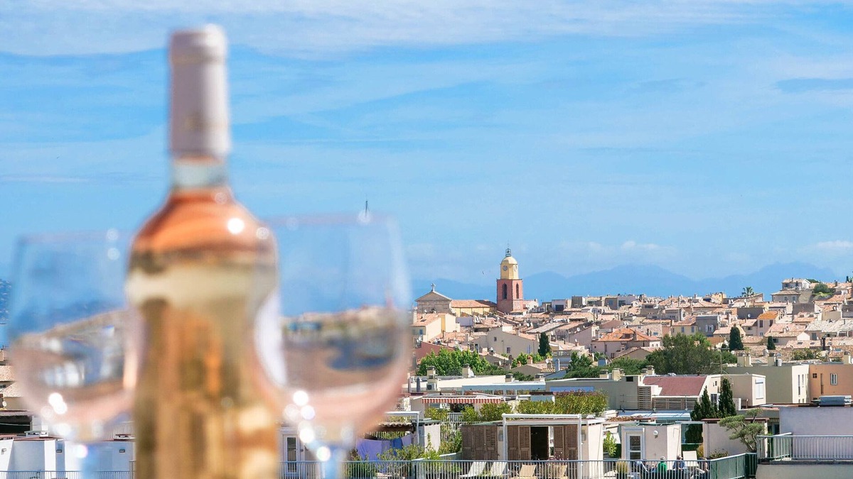 Saint-Tropez Apartment | Nouveau Appartement Toit Terrasse VUE Panoramique AU Coeur DU Village
