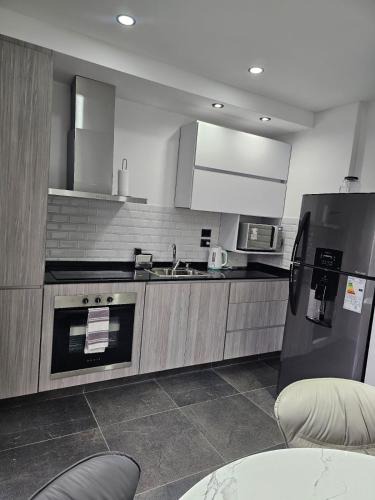Villa Mercedes Apartment | Nova Suites , a estrenar con asador y cochera privada