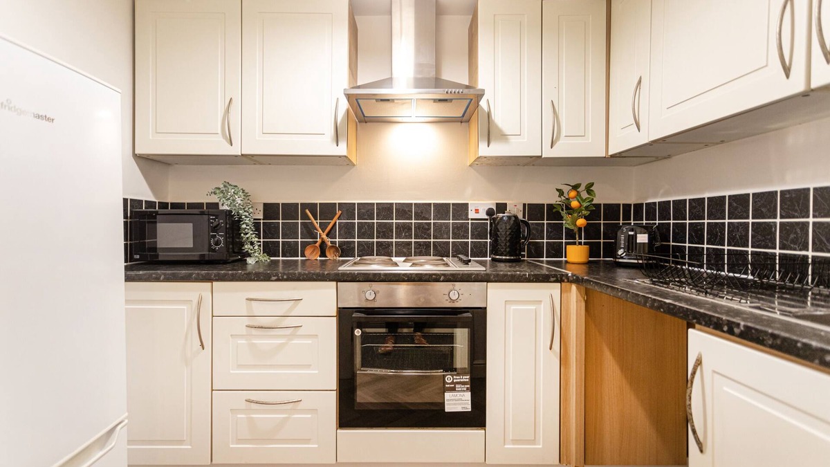 Easton Apartment | November Discount - Long Stay - Contractors