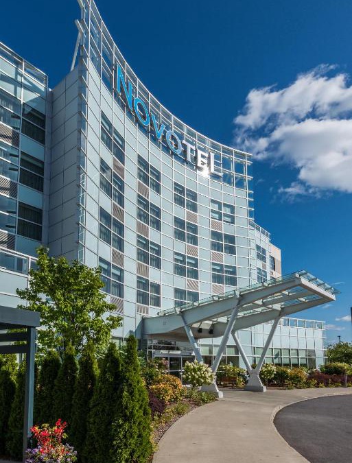 Saint-Laurent Hotel | Novotel Montréal Aéroport
