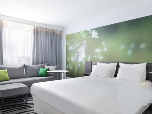 Tremblay-les-Gonesse Hotel | Novotel Paris Charles de Gaulle Airport