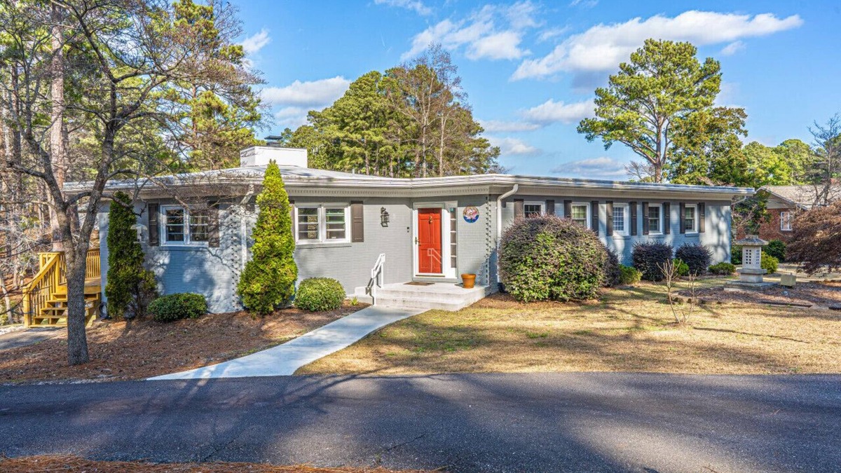 Southern Pines House | Now booking for the US Open