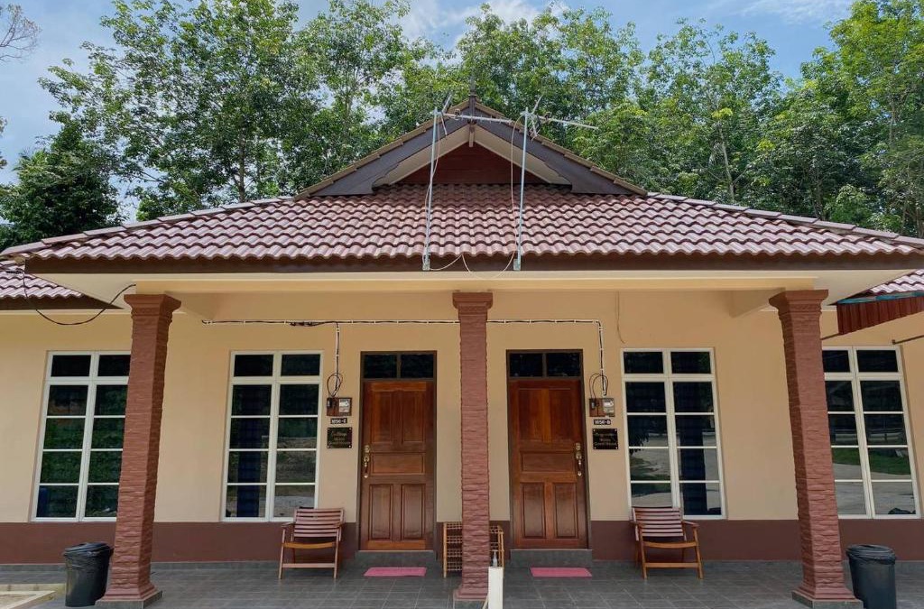 Kampung Perupuk House | NSJay Guest House