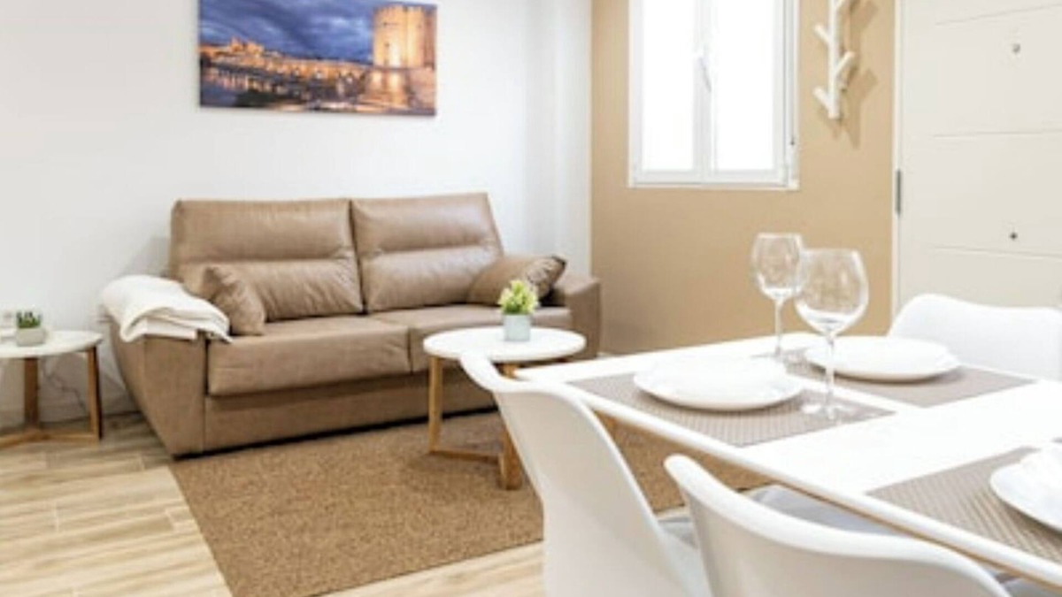 Distrito Sur Apartment | Nuevo Lolf a step away from the Roman bridge and the historic center of Córdoba.