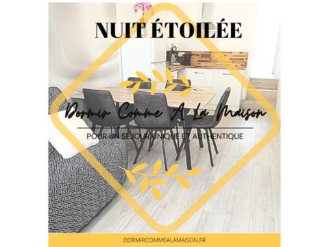 Saint-Julien-de-Vouvantes Apartment | Nuit étoilée - Dormir Comme A La Maison