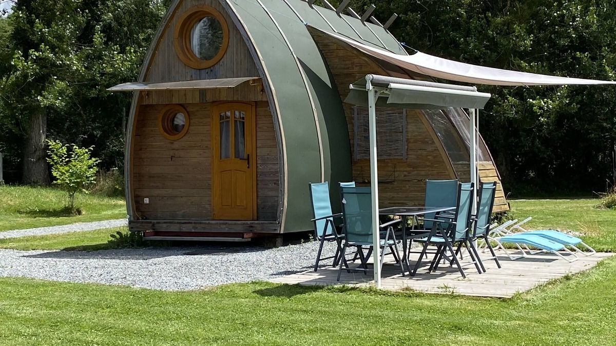 Saint-Pardoux House | Null 'Tiny House 5/6 Places' with Shared Pool, Wi-Fi and Air Conditioning
