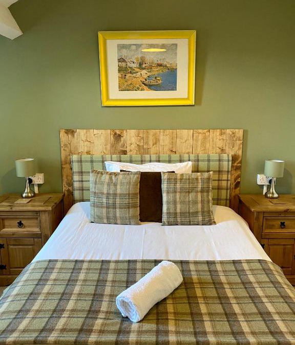 Dalton-in-Furness House | Number 19 Guest House - Self Check In - Under 4 Miles from Barrow In Furness