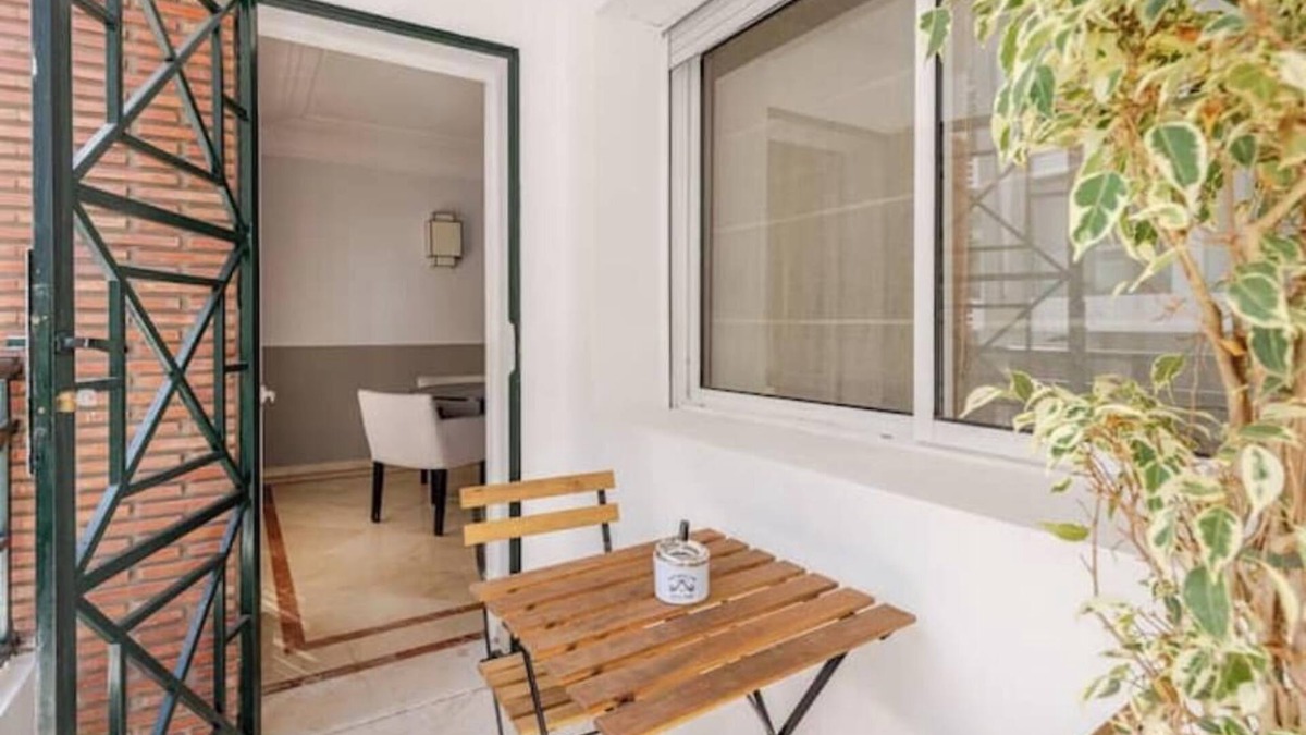 Baabda Apartment | Number Six Triangle d'Or by IB Signature