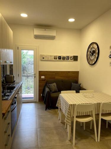 Ortonovo Apartment | Nuovissimo Bilocale a cinque minuti dal mare
