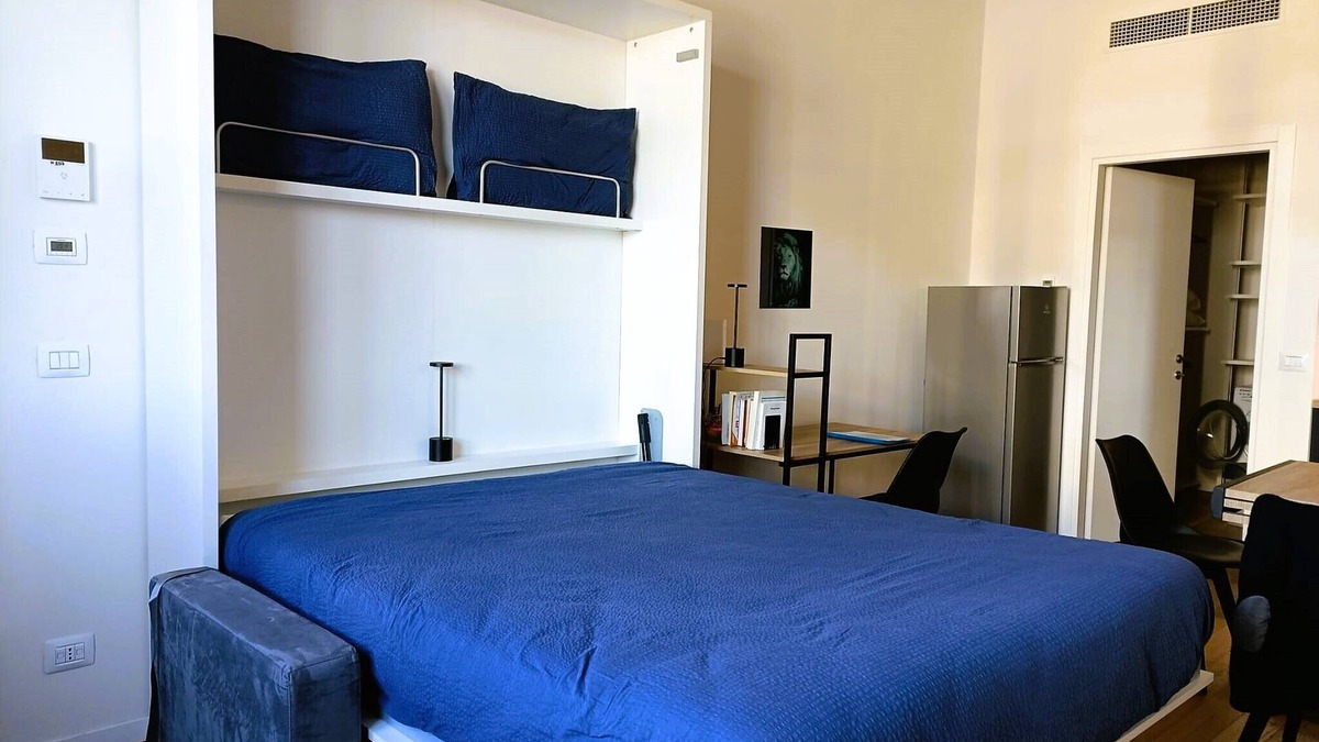 Milan Apartment | Nuovo Loft Terrace M2 apartment in enchanting Milano with AC, WiFi, pet-friendly