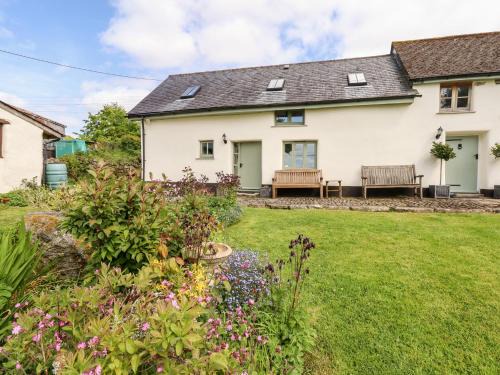 Sourton House | Nuthatch Cottage