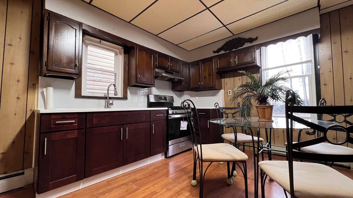 Harrison Apartment | NYC Next Door! Walk to PATH from This Charming 2BR