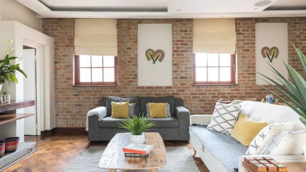 Downtown Johannesburg Apartment | NYC styled, 3 bed, City Centre Apartment!